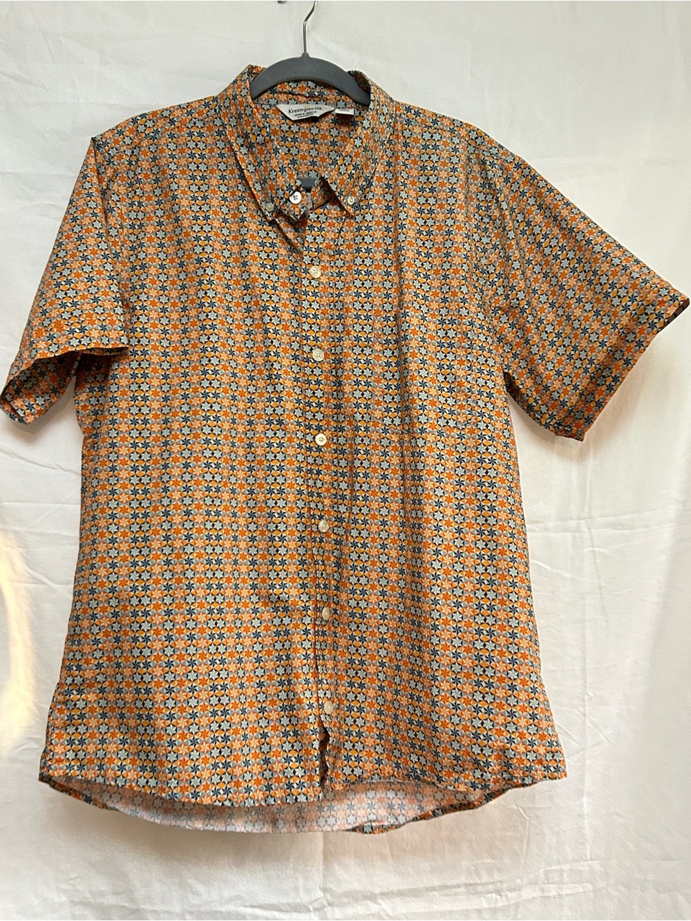 Men's Kennington ShortSleeve Button-Down Shirt in Orange Geo Print XL runs small